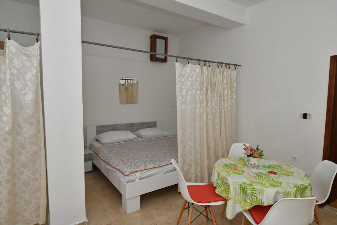 Duboka Apartmani Dora מראה חיצוני תמונה